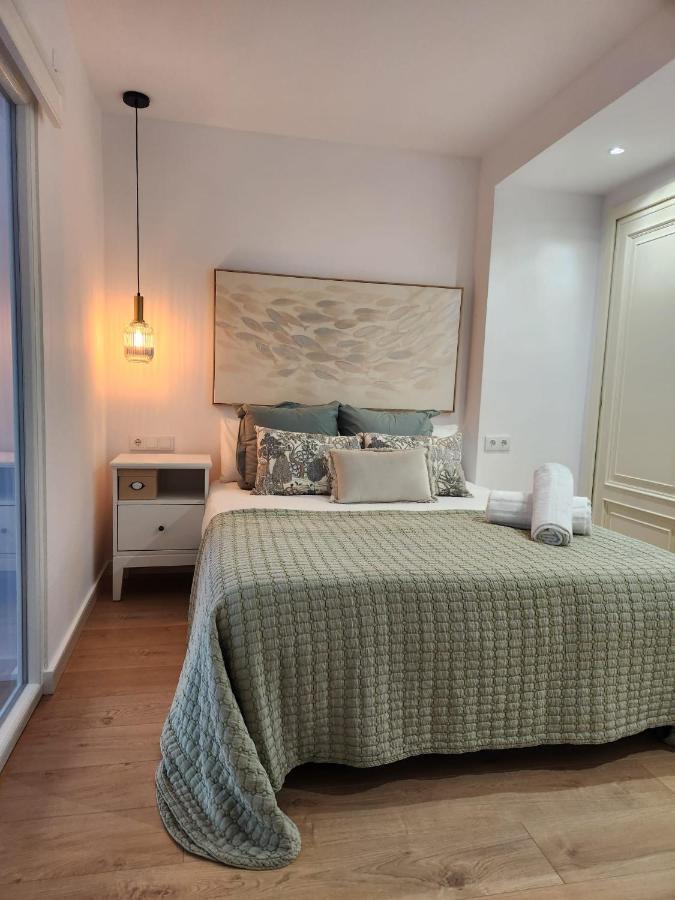 Florit Flats - The Apolo Apartment Валенсия Екстериор снимка