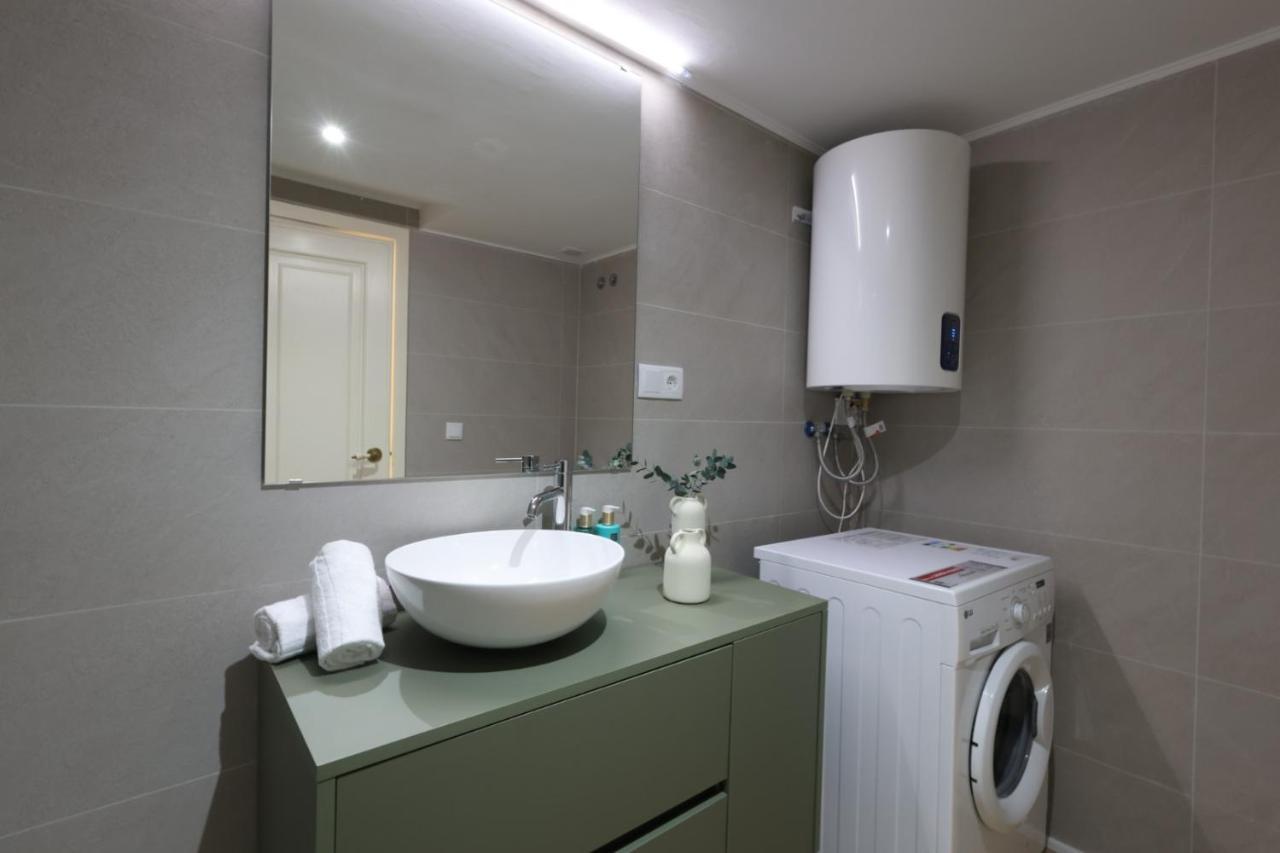 Florit Flats - The Apolo Apartment Валенсия Екстериор снимка