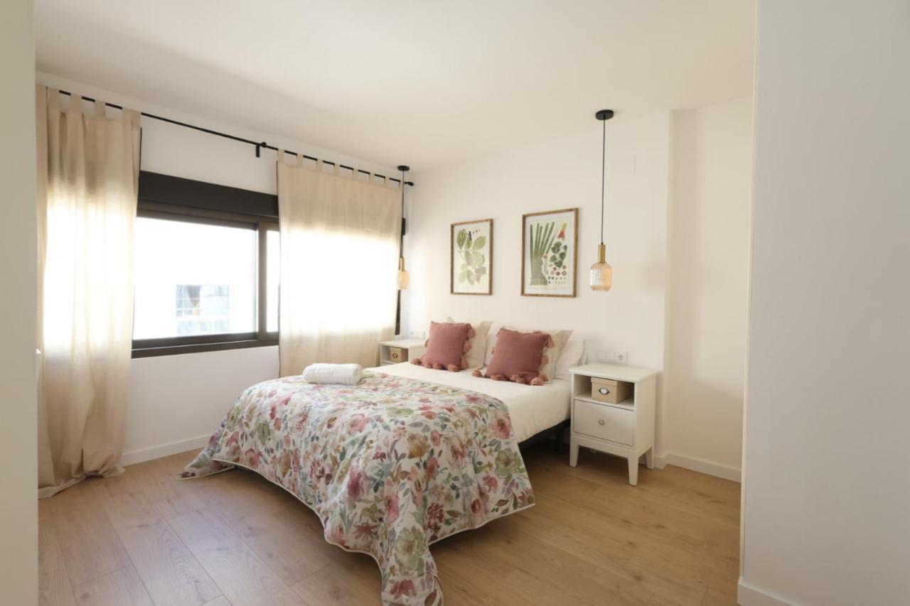 Florit Flats - The Apolo Apartment Валенсия Екстериор снимка